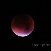 Blood super moon full eclipse